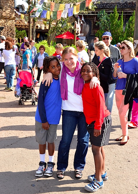 H and boys at animal kingdom