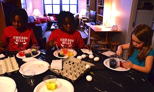 egg decorating '13 1