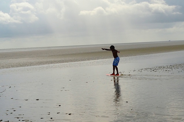 skimboarding 5
